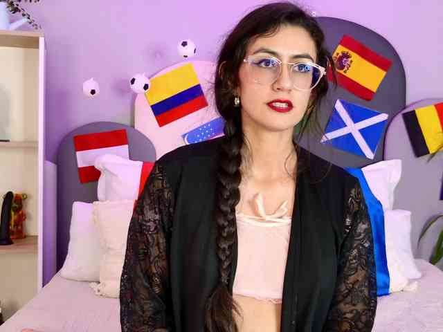 SophieGomez2 webcam
