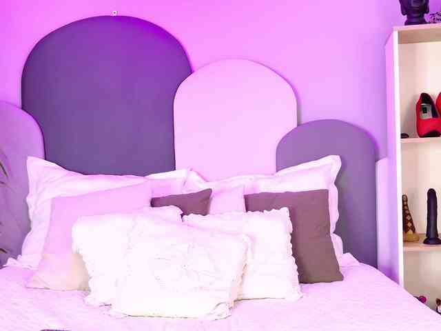 SophieGomez2 webcam