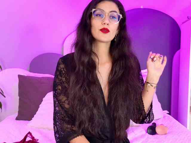 SophieGomez2 webcam