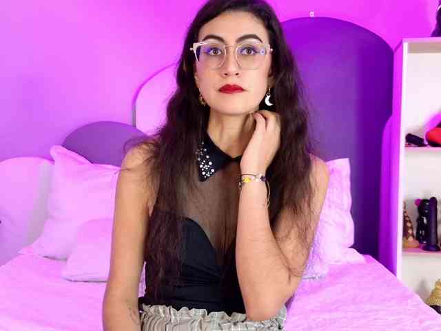 SophieGomez2 webcam