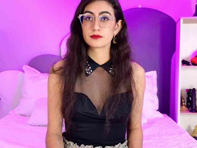 SophieGomez2 webcam