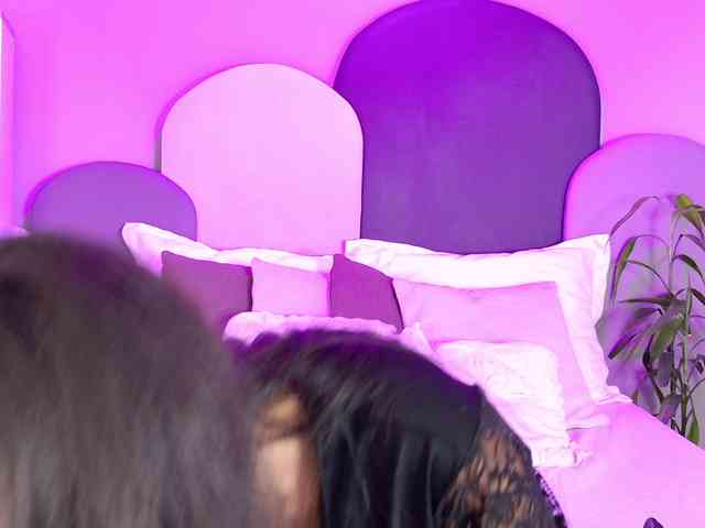SophieGomez2 webcam