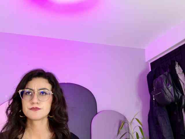 SophieGomez2 webcam