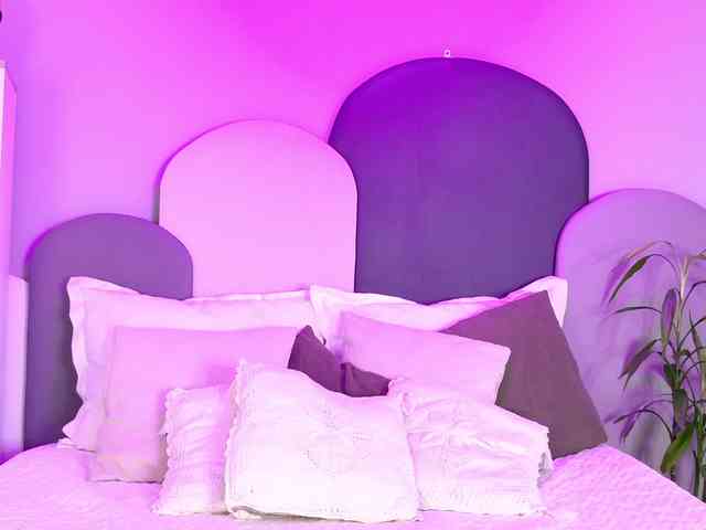 SophieGomez2 webcam