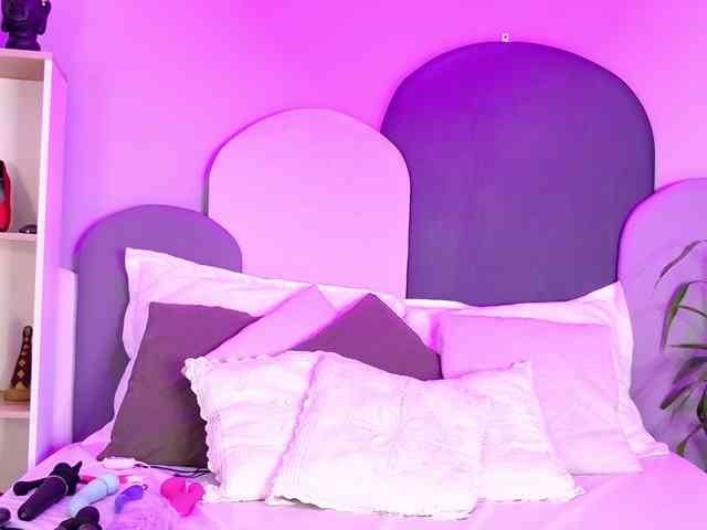 SophieGomez2 webcam