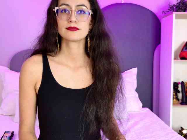 SophieGomez2 webcam