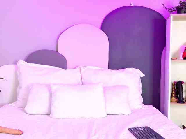 SophieGomez2 webcam