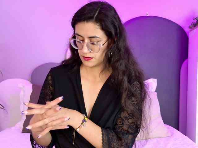 SophieGomez2 webcam