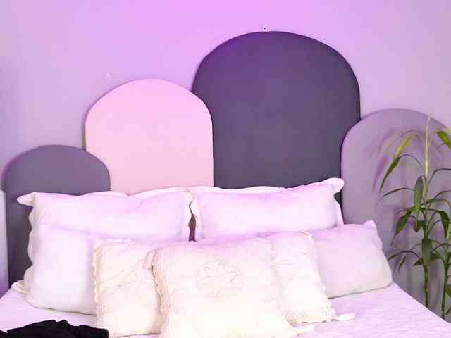 SophieGomez2 webcam