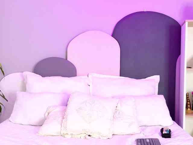 SophieGomez2 webcam