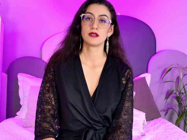 SophieGomez2 webcam