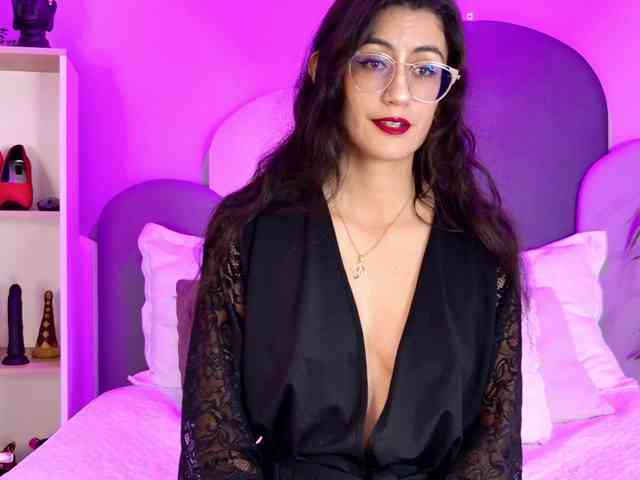 SophieGomez2 webcam
