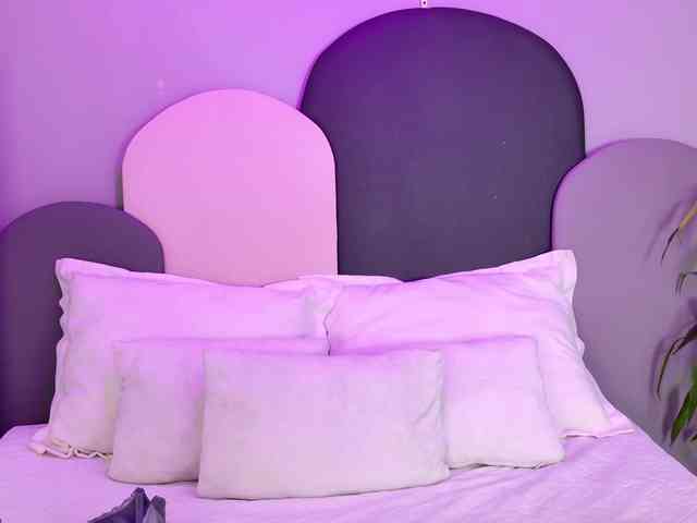 SophieGomez2 webcam