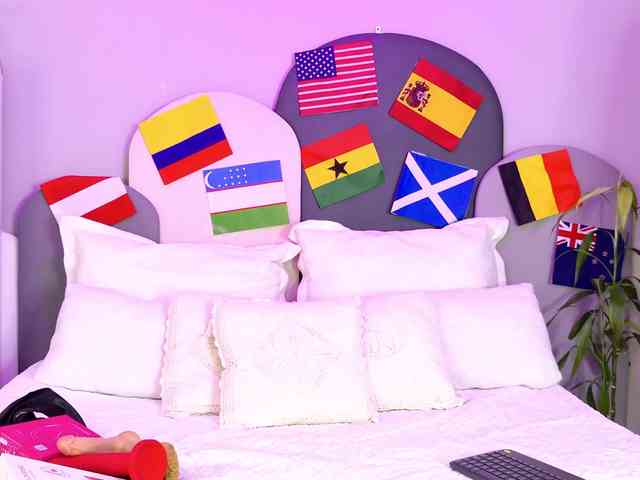 SophieGomez2 webcam