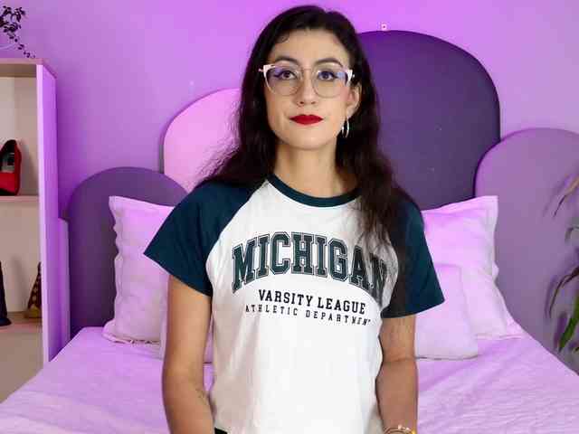 SophieGomez2 webcam