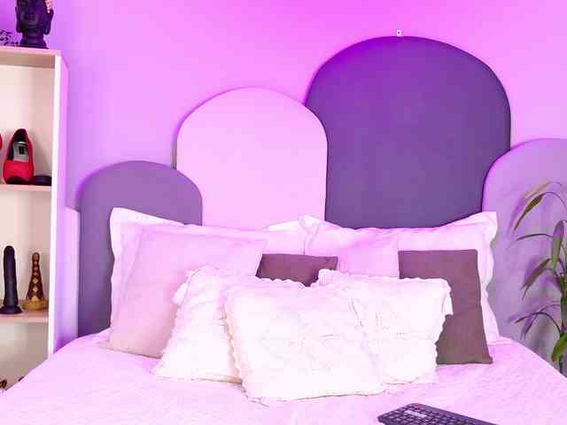 SophieGomez2 webcam