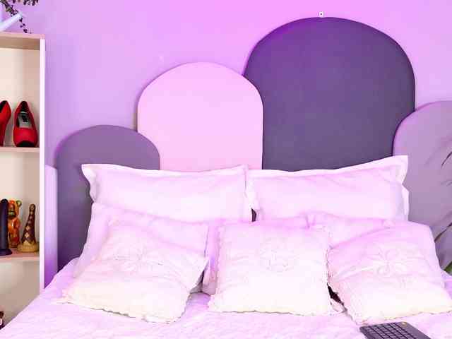 SophieGomez2 webcam