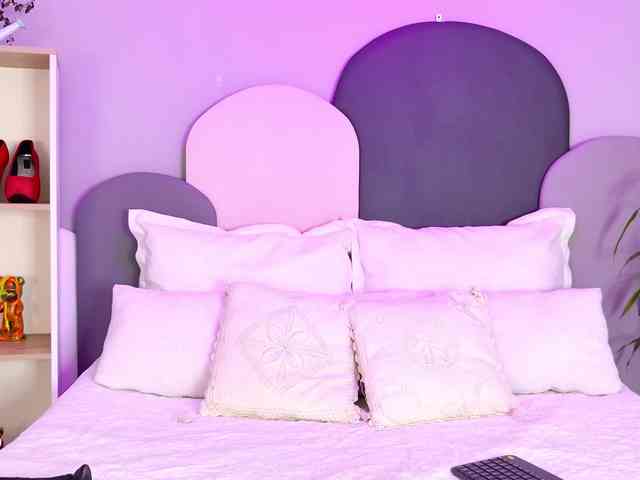 SophieGomez2 webcam
