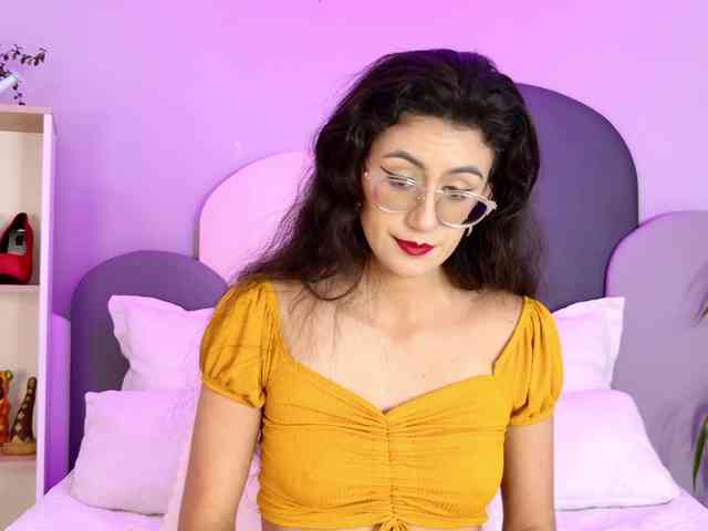 SophieGomez2 webcam