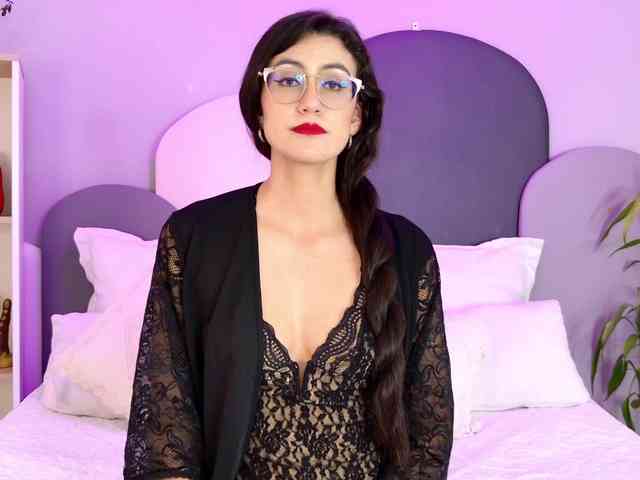 SophieGomez2 webcam