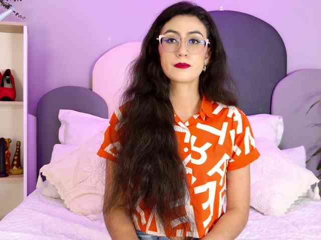 SophieGomez2 webcam