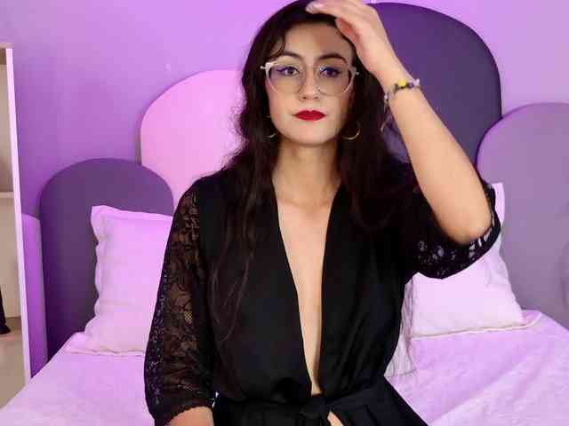 SophieGomez2 webcam