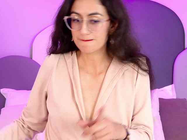 SophieGomez2 webcam