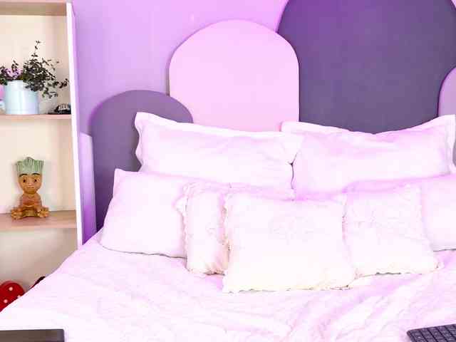 SophieGomez2 webcam