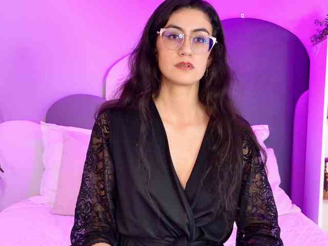 SophieGomez2 webcam