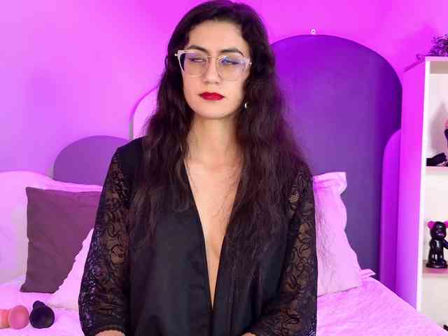 SophieGomez2 webcam