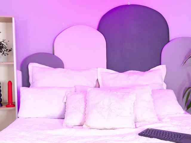 SophieGomez2 webcam