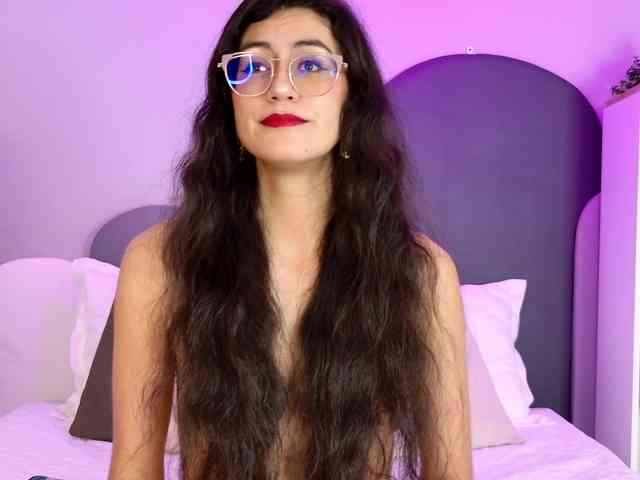 SophieGomez2 webcam