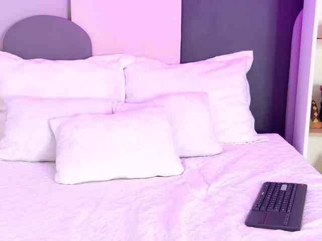 SophieGomez2 webcam