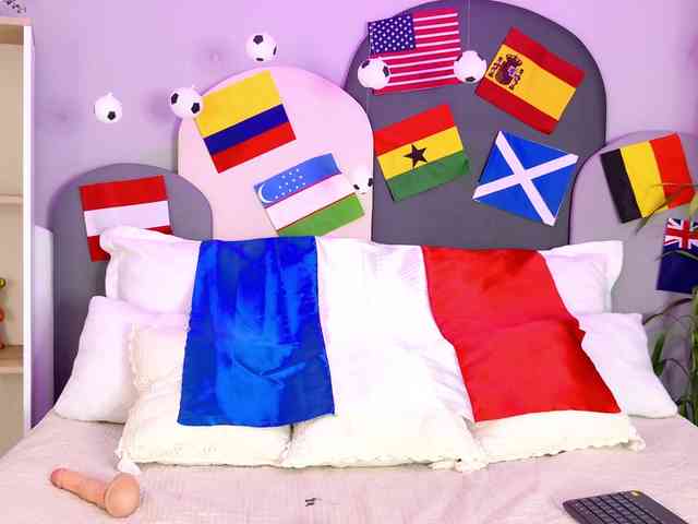 SophieGomez2 webcam