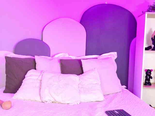 SophieGomez2 webcam