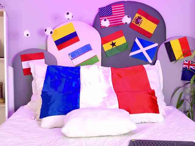 SophieGomez2 webcam