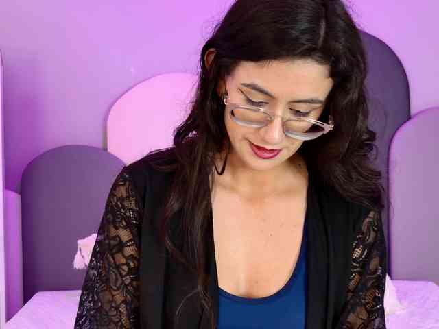 SophieGomez2 webcam