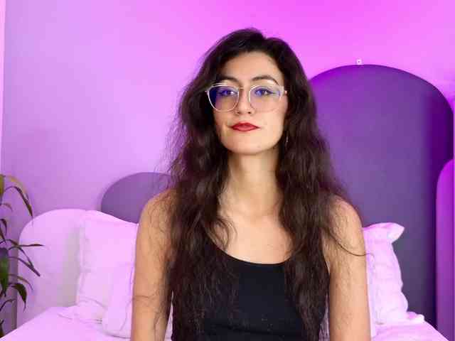 SophieGomez2 webcam