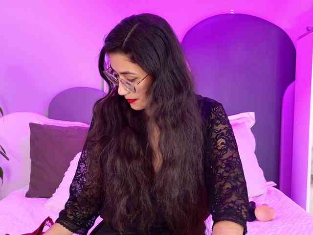 SophieGomez2 webcam