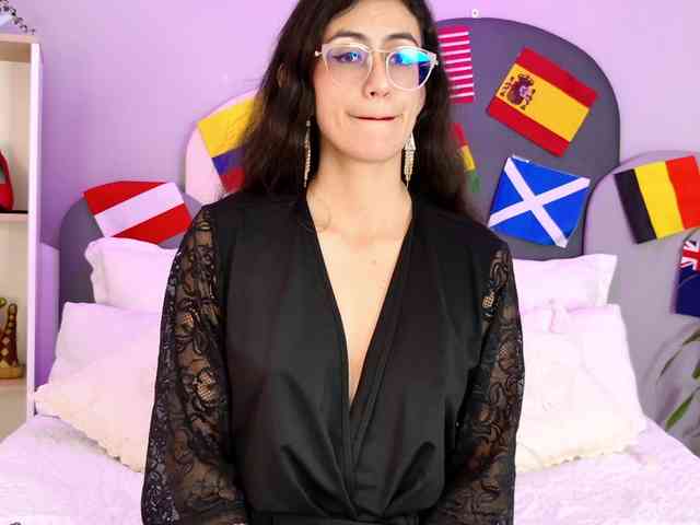 SophieGomez2 webcam