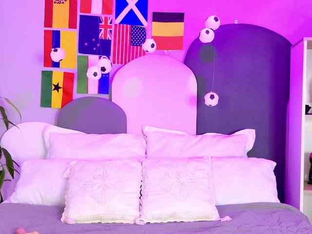SophieGomez2 webcam