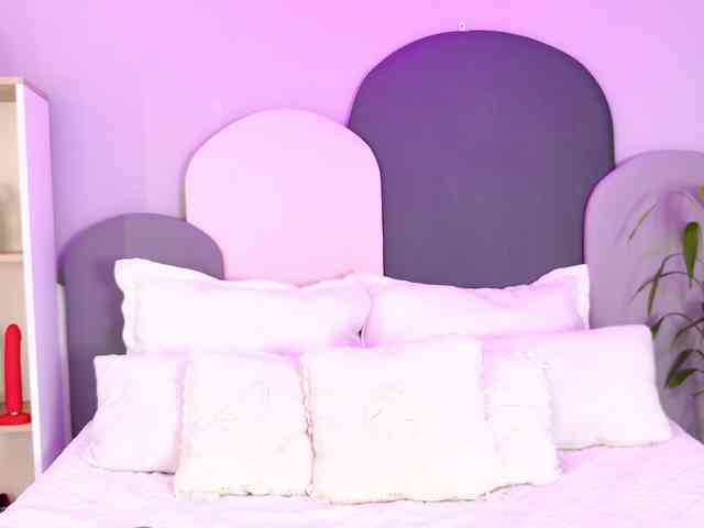 SophieGomez2 webcam