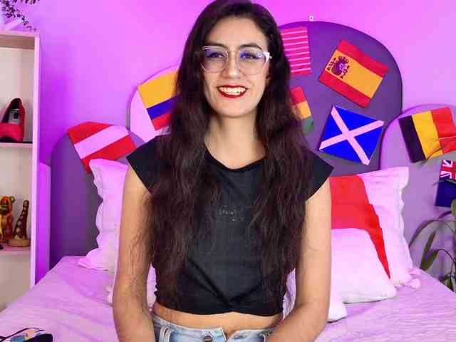 SophieGomez2 webcam