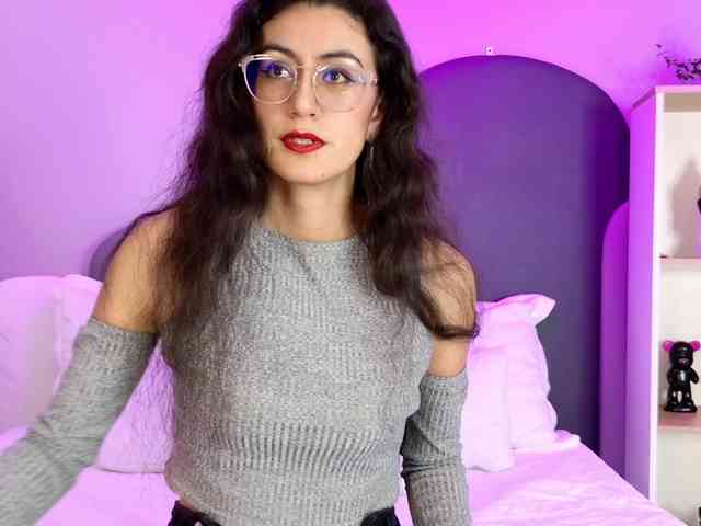 SophieGomez2 webcam