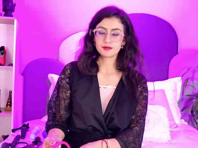 SophieGomez2 webcam