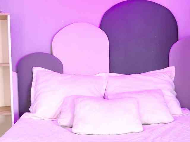 SophieGomez2 webcam