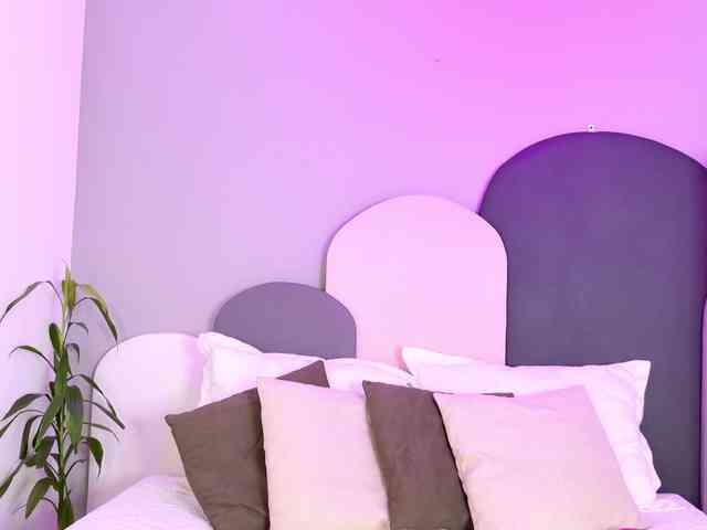 SophieGomez2 webcam