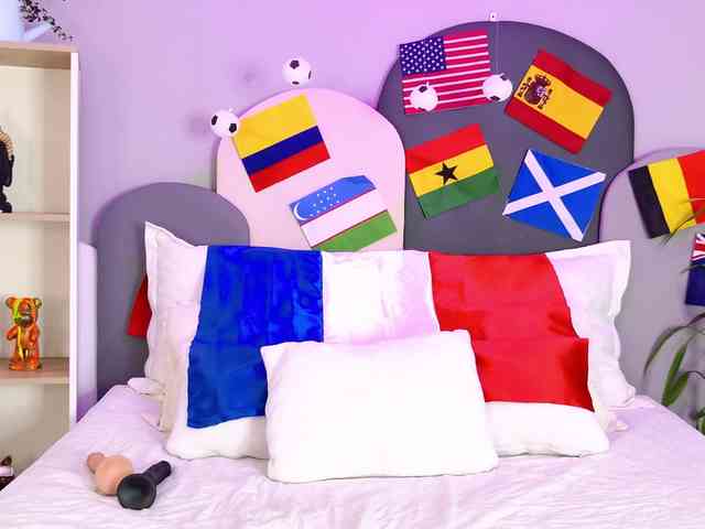 SophieGomez2 webcam