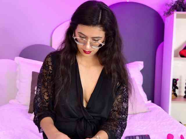SophieGomez2 webcam