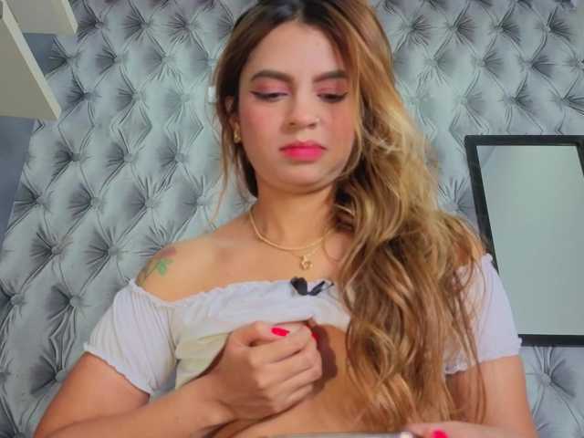 Gabytaylor live cam on BongaCams